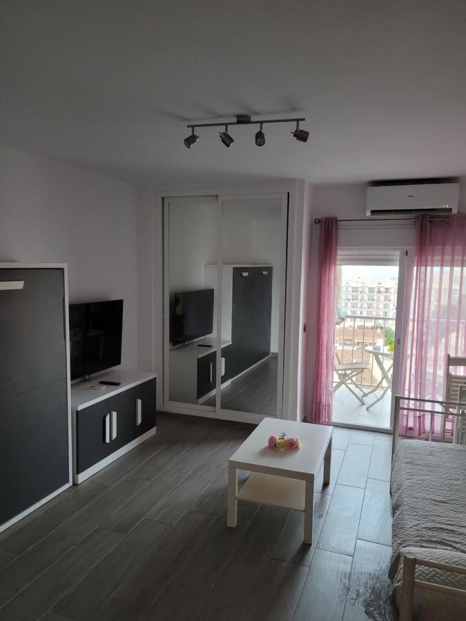Apartamento Precioso alojamiento con piscinas Benalmádena Exterior foto